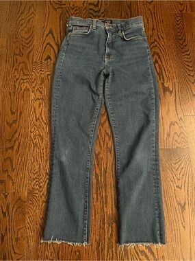 Veronica Beard Ryleigh Cropped Straight-Leg Jeans in Faded Blue